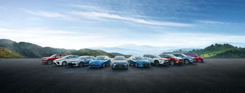 Choosing the Best Toyota Hybrid For 2023
