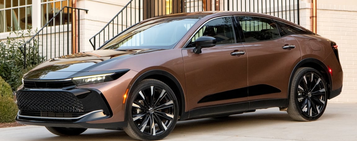 Toyota Crown: A Sedan That Feels Like a Luxury Car