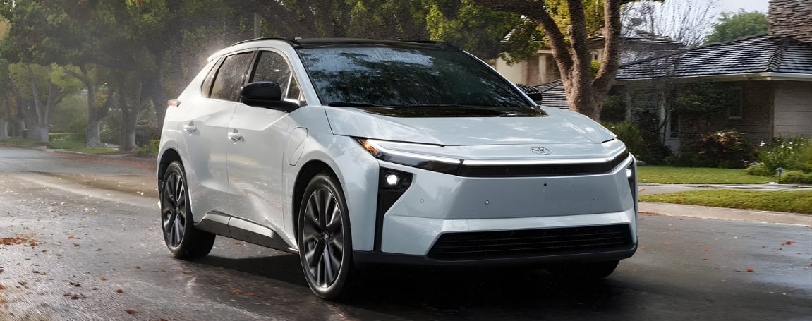 2026 Toyota Prius vs 2026 Toyota bZ – Review